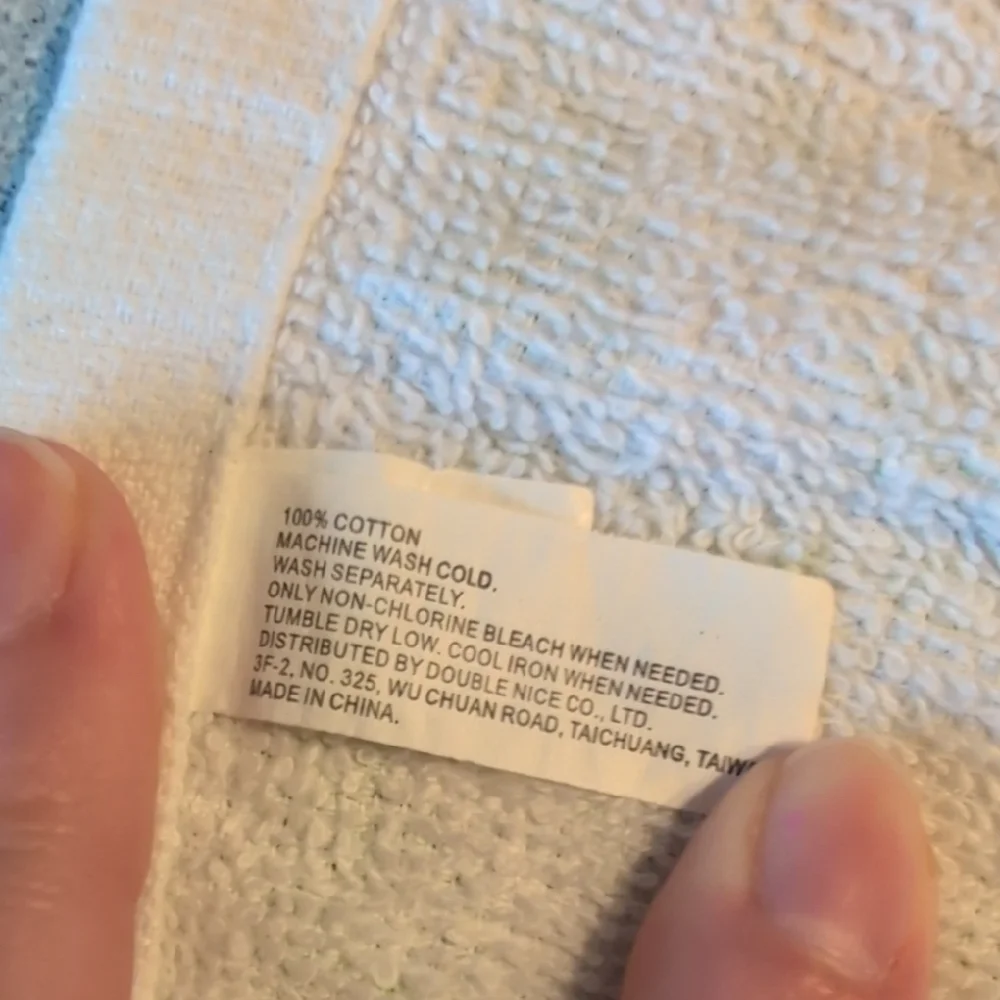 White Cotton Towel Set